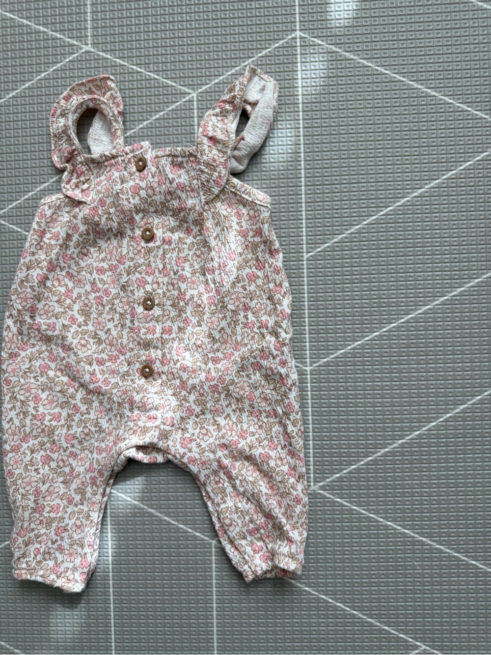 Carter's|Baby girl Ditsy floral Cream Cotton gauzy jumpsuit w buttons & ruffles•